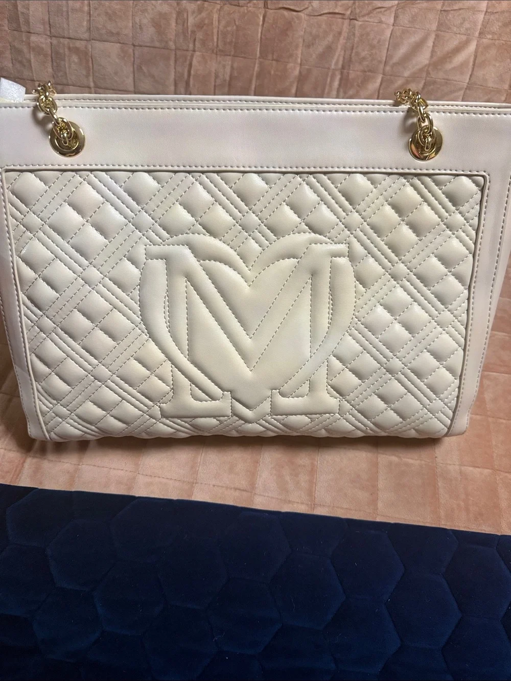 Love Moschino chic quilted